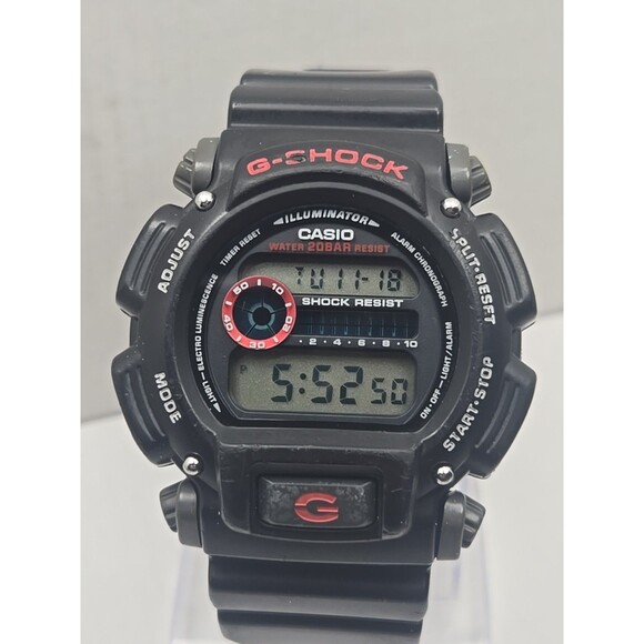 Casio G-Shock DW-9052 Digital Watch Black Red 200M Illuminator New Battery - Picture 4 of 11